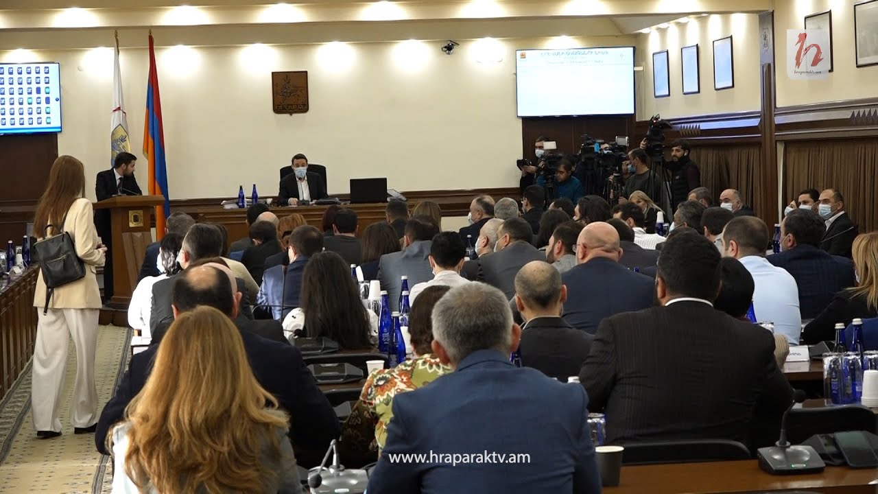 Դերասանից՝ քաղաքապետ և հակառակը