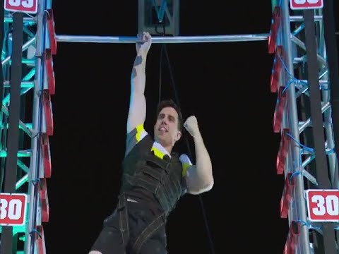 Sean Brian flys up the Super Salmon Ladder in record time(American Ninja Warrior 2019)