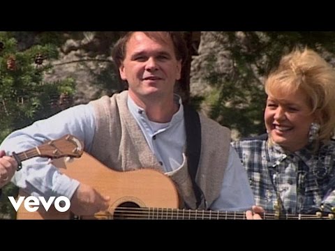 Homecoming Kids - Jonah And The Whale (Live) ft. Jeff & Sheri Easter