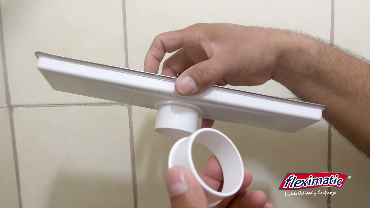 ¿Cómo instalar una coladera alargada minimalista Fleximatic en el baño