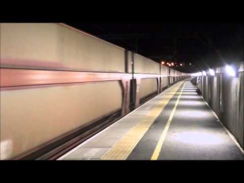 HD DB RED 92031 and 90020 bowl past tamworth with empty cartics on 6l48 28/10/13