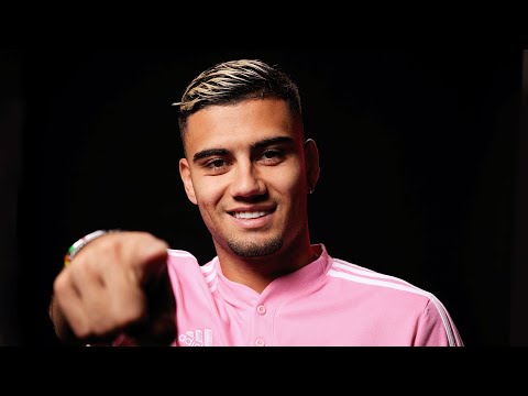 QUICKFIRE QUESTIONS with Andreas Pereira | Greatest Goal, Fave Food, Hidden Talents & More!