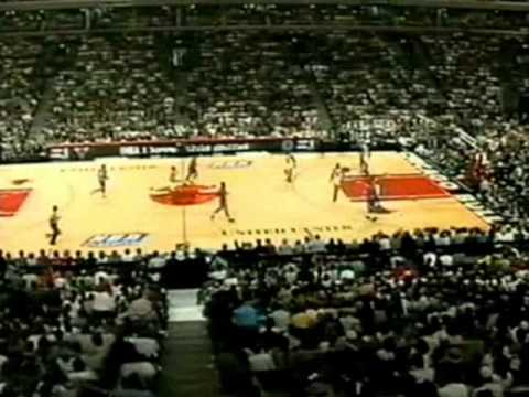 Dennis Rodman's (13pts/21rebs) Incredible Defense on Shaq (1996 Playoffs)