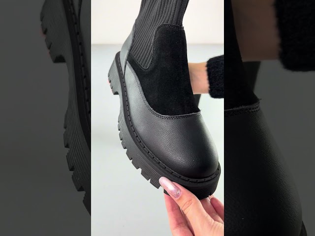 Чоботи жіночі шкіряні байка хутро 592641 Чорний Черевики жіночі шкіряні на резинці утеплені байкою 593371 Чорні