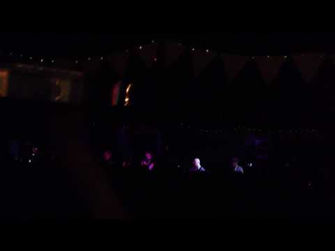 Goran Bare i Majke - Budi ponosan