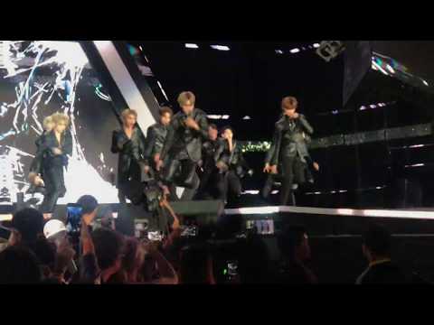 191004 Seventeen - Fear @ Music Bank in Gangneung [FANCAM]