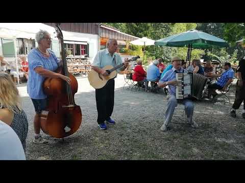 Rudi Keller mit Begleitung im Spinnenhirn - Wochenend und Sonnenschein