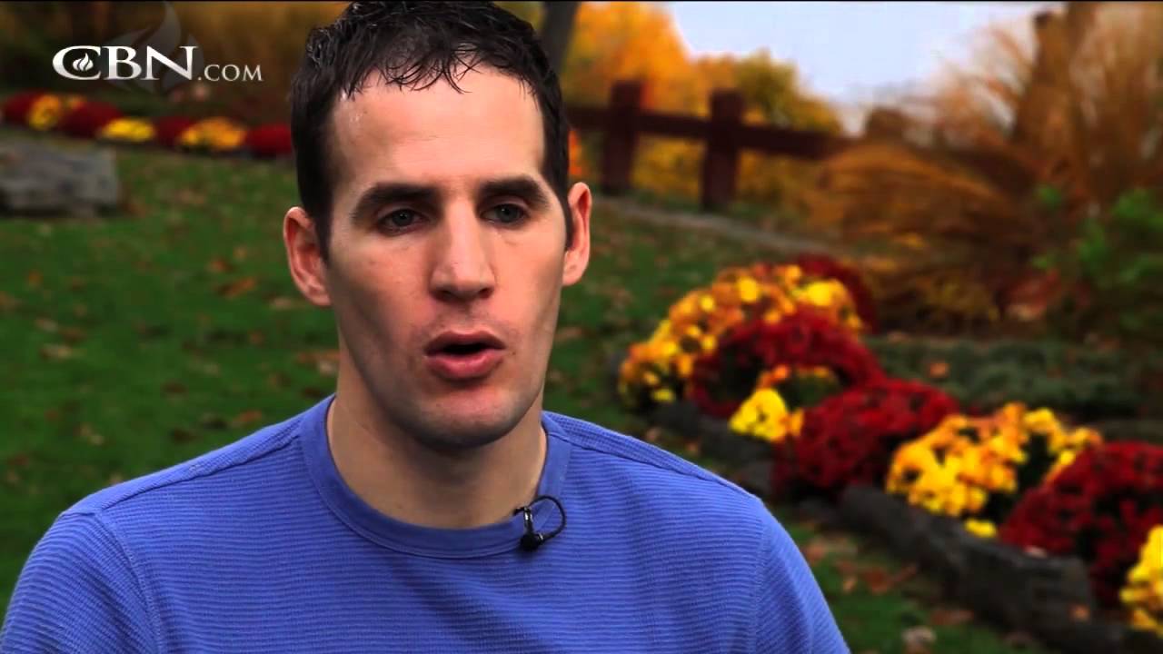 700 Club Interactive: Helping the Home Front - May 26, 2014