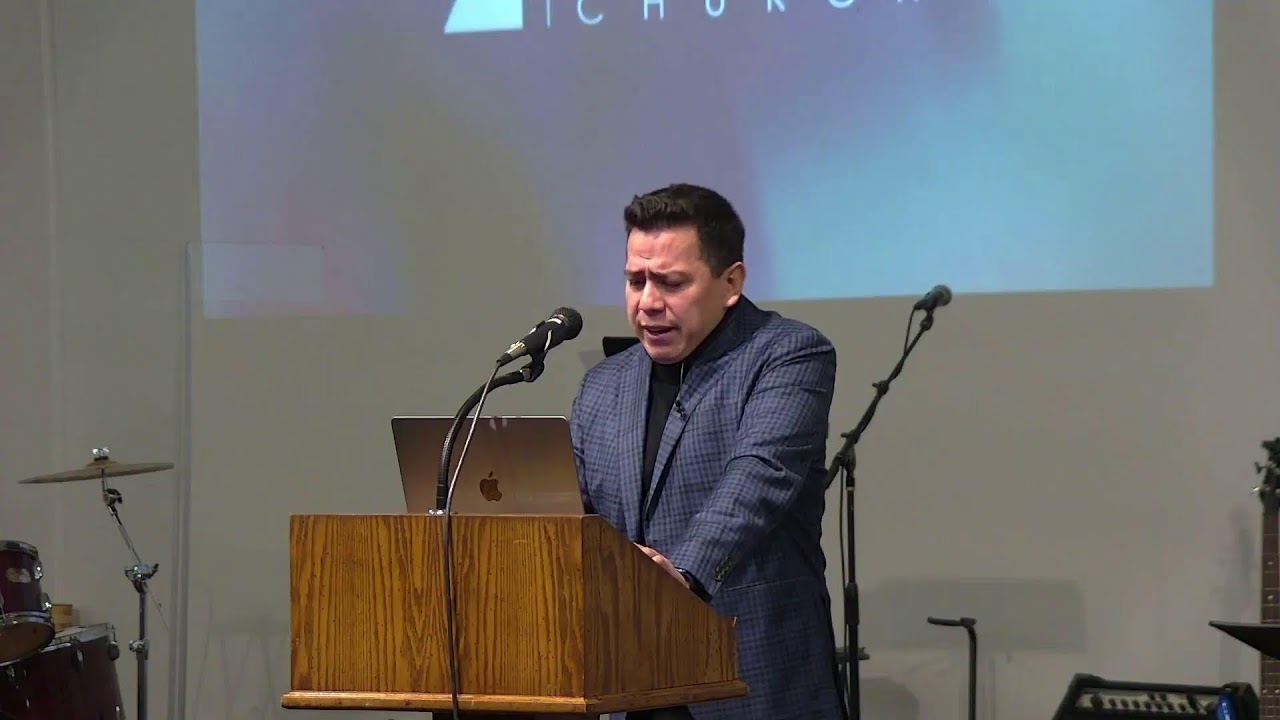 Resureccion Y Vida Accion en Tiempos De Angustia