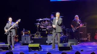 Download lagu HAPPY TOGETHER 2022 -  THE BUCKINGHAMS Perform HEY BABY (THEY'RE PLAYING OUR SONG) in Clearwater, FL mp3