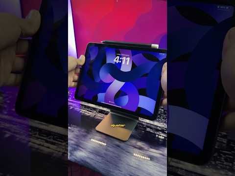 Este es el accesorio que más me interesa para el iPad. Es un soporte plegable que incluye HDMI y varios puertos USB