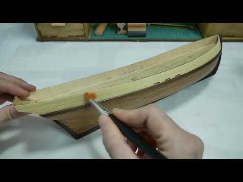 CASCO 28- Como barnizar el casco. POLARIS - Modelismo Naval