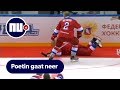 Poetin struikelt tijdens overwinningsronde na ijshockeywedstrijd