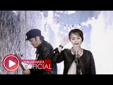 Olife - Mencoba Melayu (Official Music Video NAGASWARA) #music
