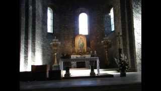 preview picture of video 'Monasterio de Santa Maria de Ripoll'