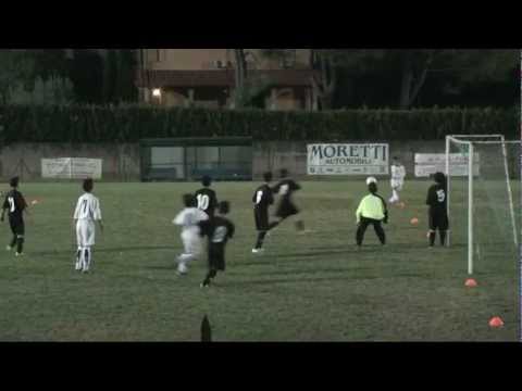 AC PRATO  GIOVANI ROSSONERI AL TORNEO DI POGGIO A CAIANO DEL 24-9-2011 PULCINI(2001) SINTESI HD.mp4