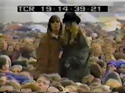 Mudhoney - "This Gift" - Live at Reading Festival UK - 8/30/92.