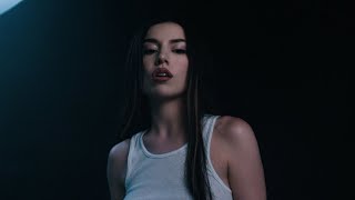 Download lagu Ava Max - Million Dollar Baby (em português) mv visualizer (tradução/legendado) mp3