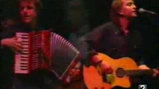 Manolo Garcia &quot;ojos de gata&quot; con los secretos letra Joaquin Sabina