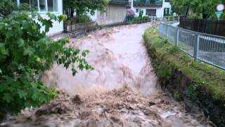 preview picture of video 'Hochwasser Steiermark Pyhrnbach und Enns 02.06.2013 08:00'