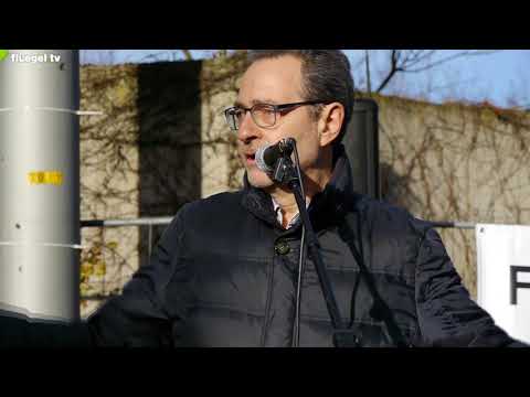 Feinstaub-Demo, Stuttgart, Neckartor, 01.01.2018: Roland Kugler, Klagevertreter der Anwohner_innen