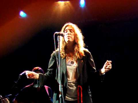 Patti Smith - Wing (Acoustic Version)