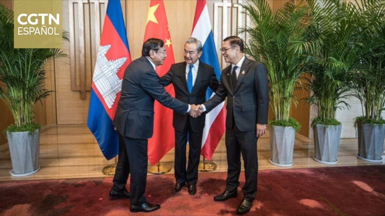 Cancilleres de China, Camboya y Tailandia celebran reunión y emiten comunicado de prensa