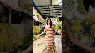 Download lagu GOYANGAN VIRAL BIKIN LINU #shorts #viral #short #tiktok #ytshorts #tante #pemersatubangsa mp3