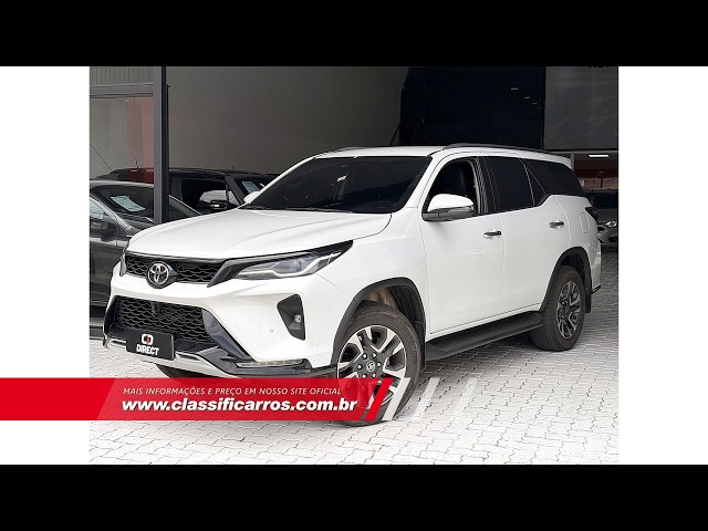 Vídeo TOYOTA HILUX SW4 2.8 D-4D TURBO DIESEL SRX PLATINUM 7L 4X4 AUTOMÁTICO