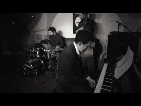 Couperin - JTrio Live in Paris at the Sunset Jazz Club.