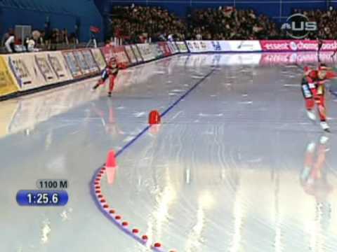 Friesinger wins gold in 1500m from Universal Sports