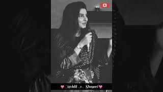 Beautiful Girl recites Shayeri Pakistani Sher Shay