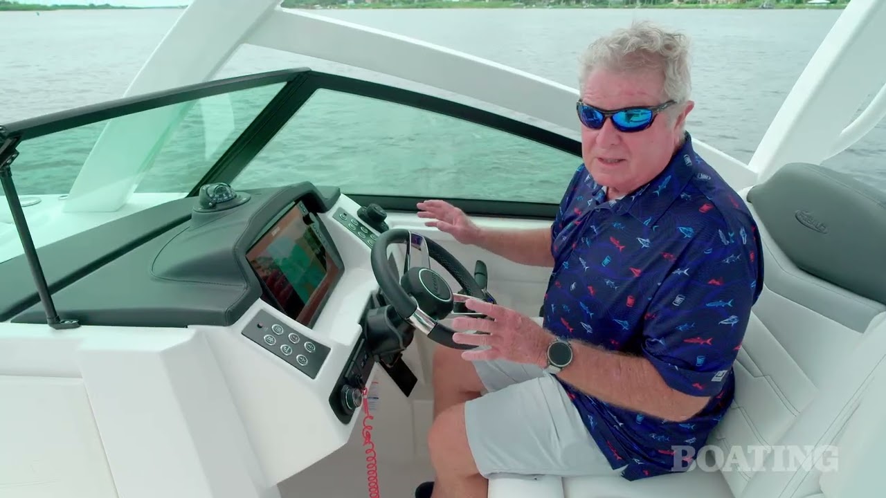 2026 Robalo R277 Dual Console