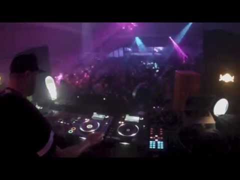 Tapesh @ Colours 06 anos - 11/04/2015 - Caxias do Sul/RS - Portal Undergroun