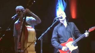 Mark Knopfler &quot;Walk of life&quot; 2005 Florence [amazing audio]