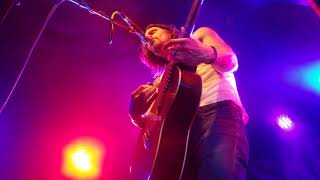 Myles Kennedy reaches back in his career with a rendition of The Mayfield Four&#39;s &quot;White Flag&quot;