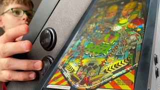 Sharpin Ultra: Tabletop Digital Pinball Machine