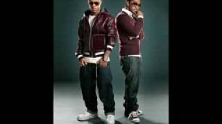 Bow Wow &amp; Omarion - He Ain&#39;t Gotta Know