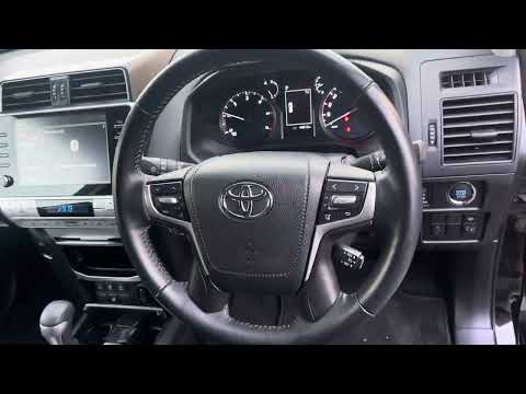 Toyota Land Cruiser 2.8 LWB Auto Commercial With V - Image 2