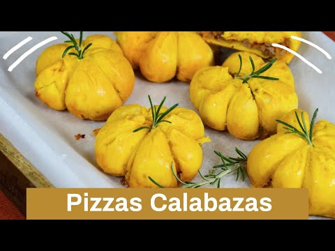 PIZZAS con forma de CALABAZAS