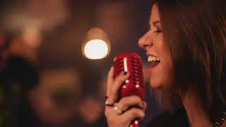 Cori Adrianza- La Niña Perfecta (Official Video)