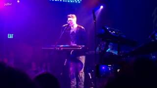 kevin garrett - never knock / you send me