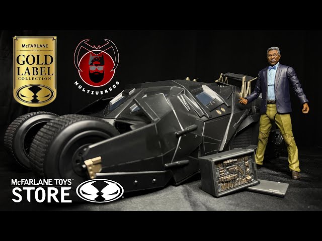 Vídeo relacionado con McFarlane DC Multiverse Lucius Fox & Tumbler (The Dark Knight) - Juguetes de vehículo con etiqueta dorada