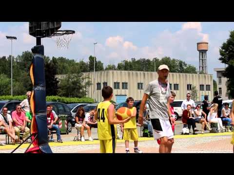 torneo mini basket Usmate 2014 MVI 0161