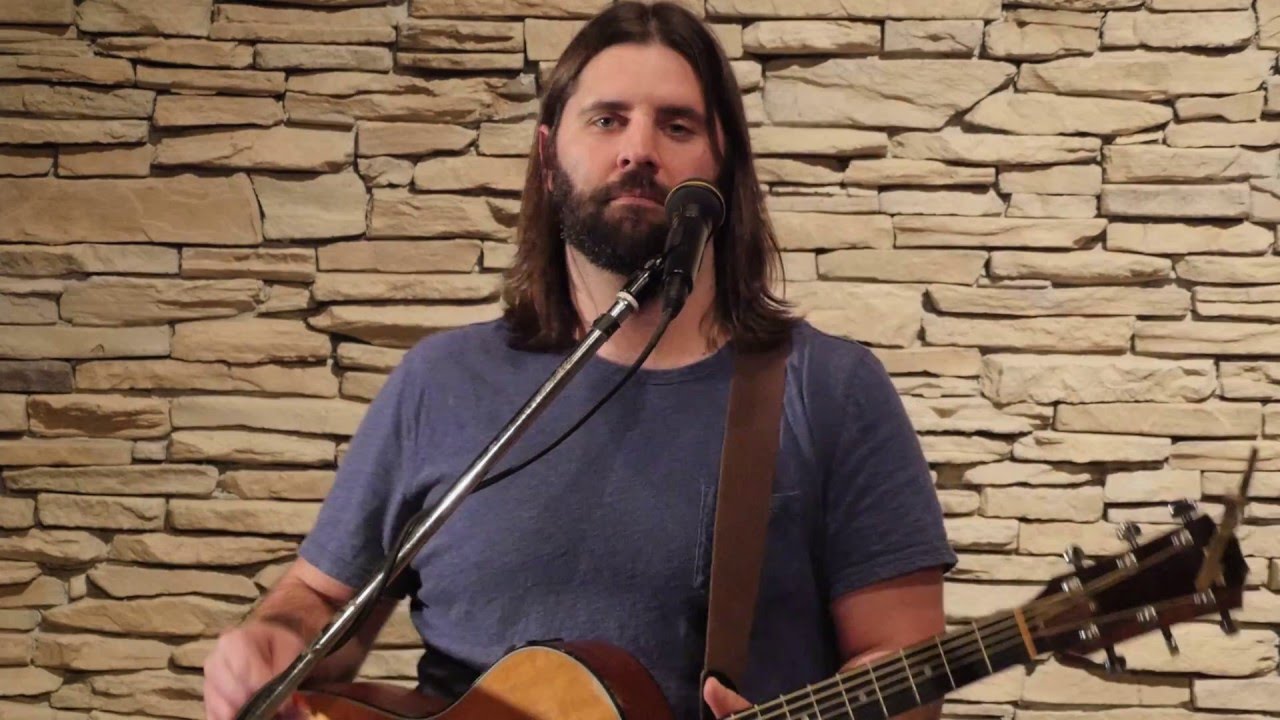 Hire Bruce Day Singing Guitarist in Altoona, Iowa