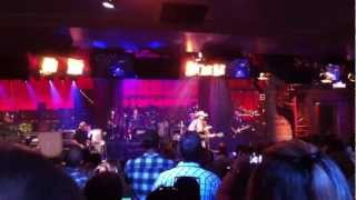 Jason Aldean - Wheels Rollin (Live on Letterman)