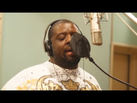 Péricles & Marquinhos Gomes - Ele-Não-Desiste