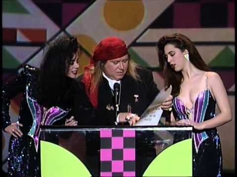 Skid Row Win Heavy Metal New Artist - AMA 1990