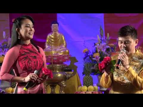 Thể hiện bởi Hương Thủy