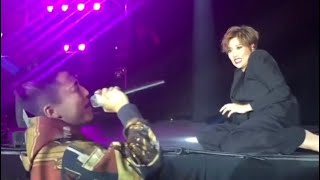 粉絲搶麥克風獻唱《給我一個理由忘記》A-Lin本人都嚇壞了 -「I’m A-Lin」演唱會LA站